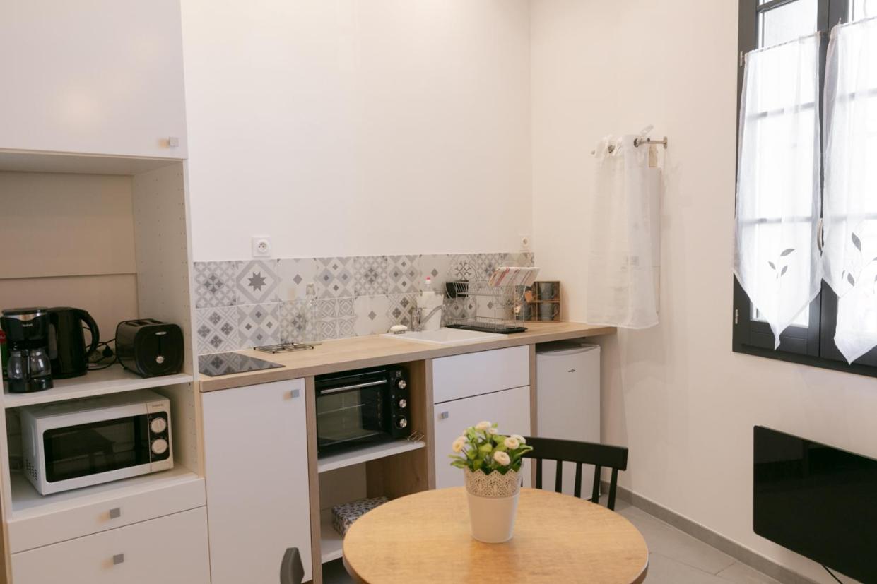 studio Vaucluse LʼIsle-sur-la-Sorgue Exterior foto